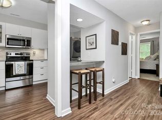 1052 Churchill Downs Ct APT G, Charlotte, NC 28211