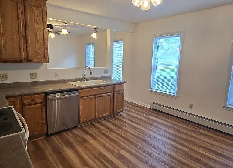 343 Harrison St #1 — Photo 2