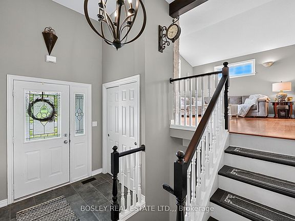 3rd image of 3772 Elm St