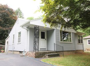 371 Whitney Rd, Penfield, NY 14526