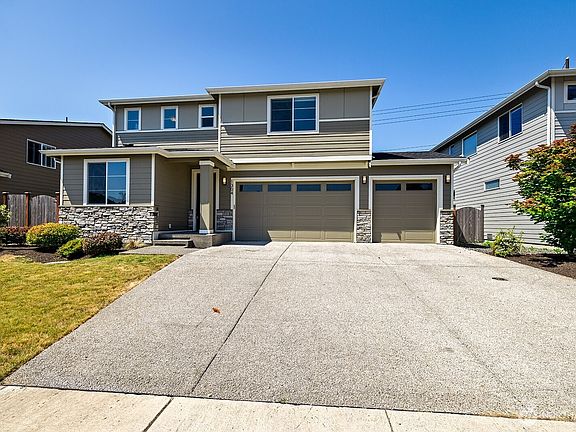 2nd image of 1304 82nd Avenue SE