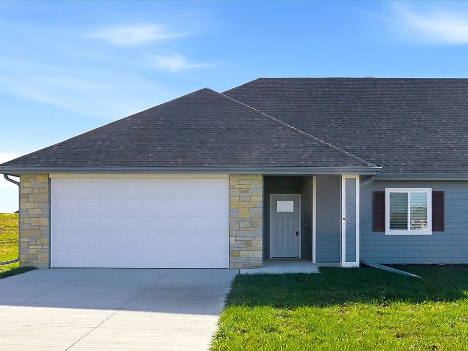 1st image of 22957 Cayuse St