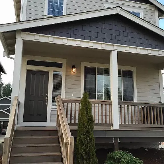 11533 Hudson Ln NW — Photo 1