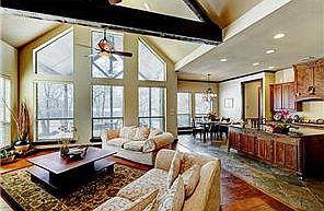 5th image of 1708 Broadmoor Dr