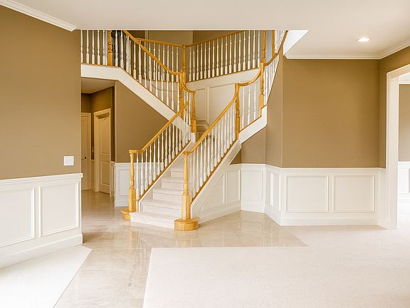3rd image of 1510 NW Gregory Dr