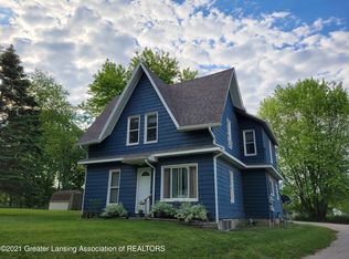 594 Divine Hwy, Portland, MI 48875