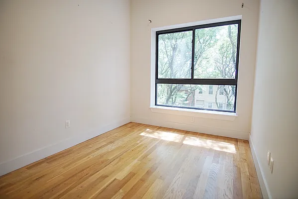 Rented by Lofts and Flats LLC | media 26