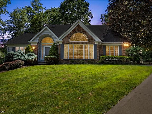 2nd image of 35550 Pheasant Ct