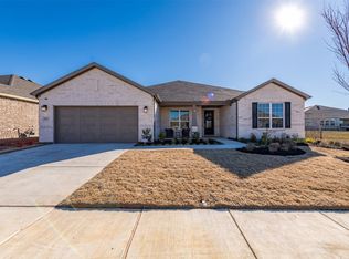 1108 Cornerstone Dr, Aubrey, TX 76227