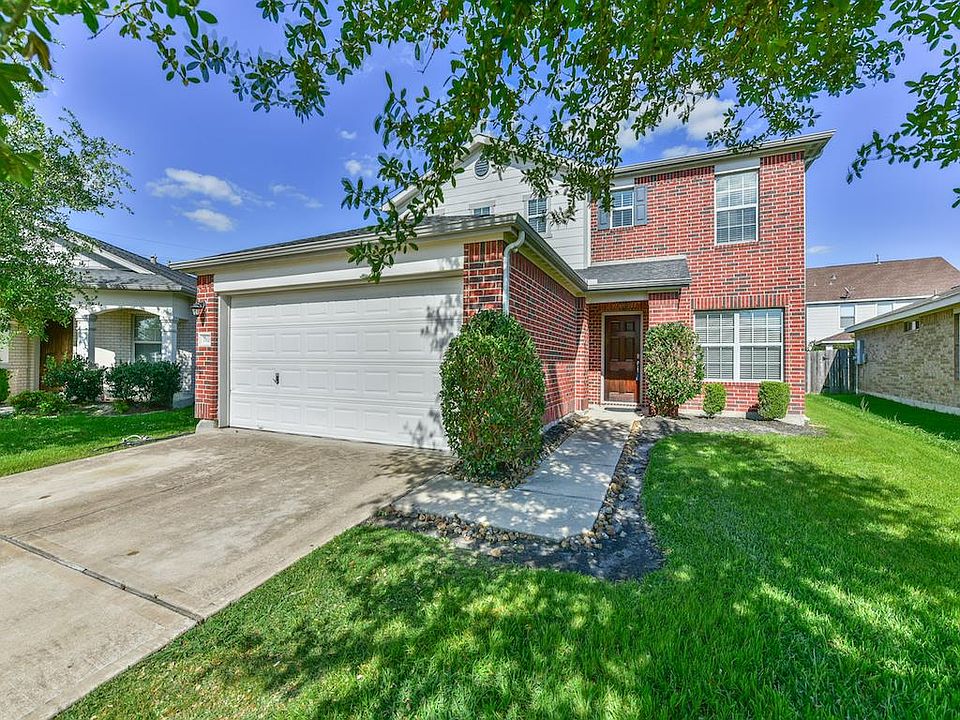 1st image of 7918 Crestbrook Manor Ln