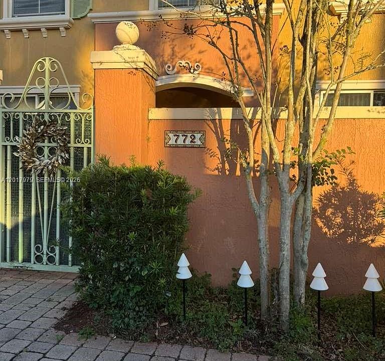 1st image of 772 SW 106th Ave #1910