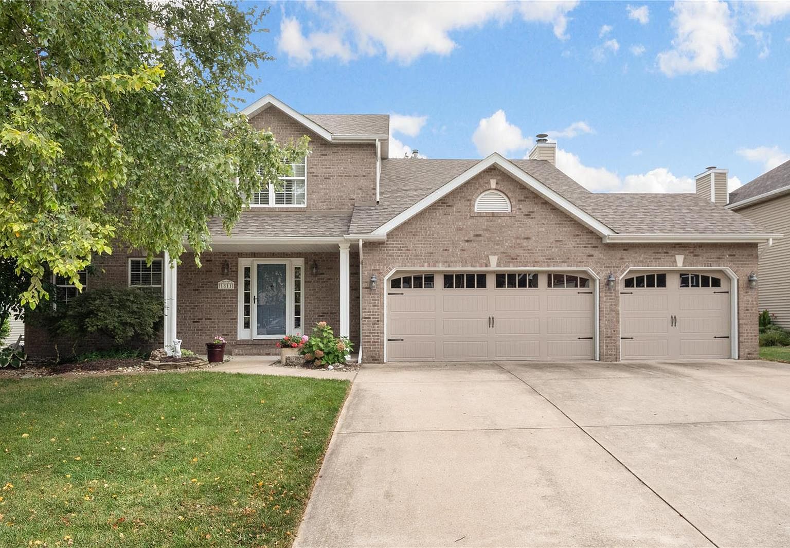 1811 Augusta Trl, Edwardsville, IL 62025 Zillow