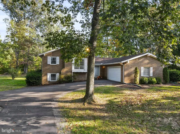 256 Panorama Dr, Martinsburg, WV 25403