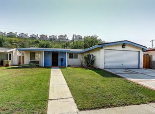 27446 Crossglade Ave, Santa Clarita, CA 91351