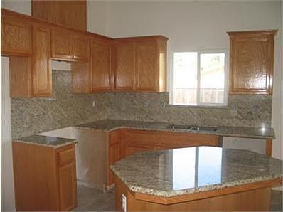 3rd image of 6104 Auburn Oaks Dr