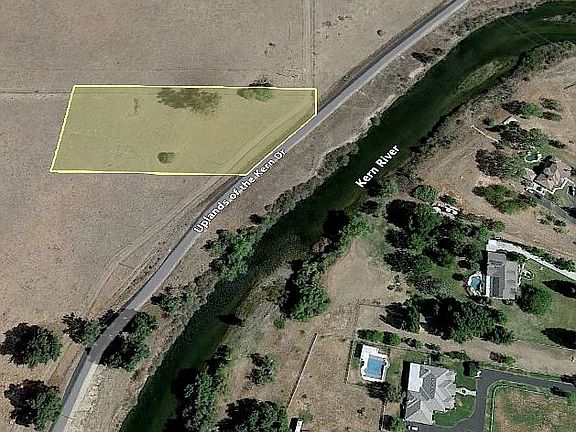 3rd image of Uplands Of The Kern Dr