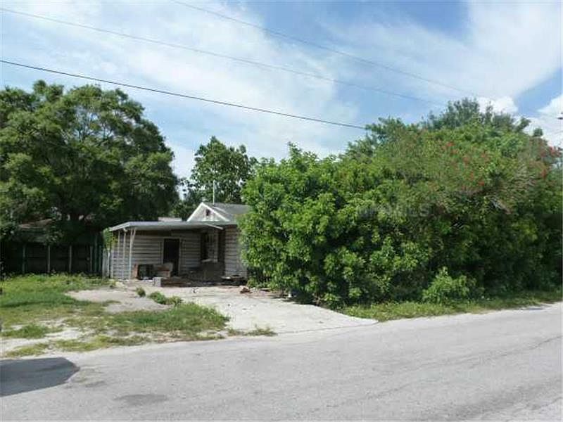 1st image of 2820 8th Street Ct W