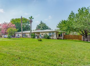 813 Terrell Rd, Terrell Hills, TX 78209