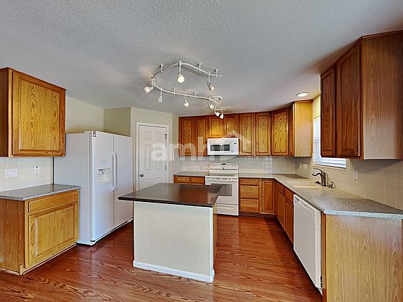 4th image of 23955 E Arizona Pl