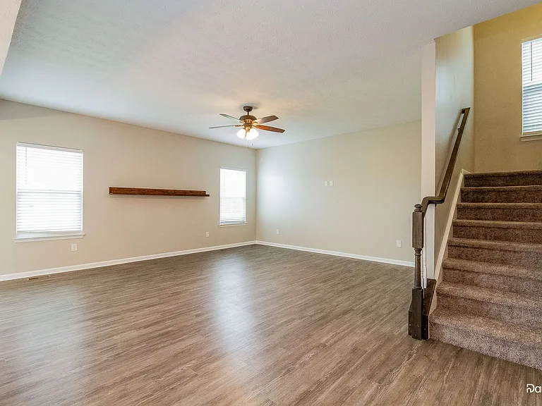 3944 Applegate Ct — Photo 5