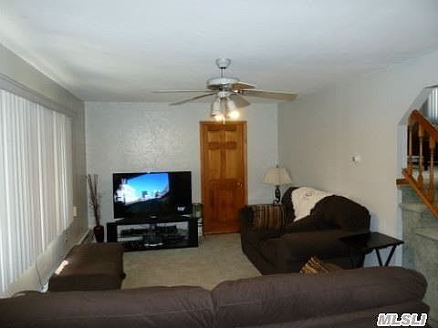3rd image of 6 Vera Ct