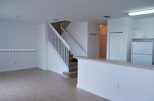 2nd image of 983 NE 42nd Ave #983