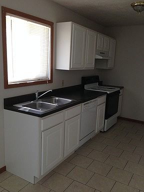 1st image of 2755 Lexington Ave #0fab2cfdf
