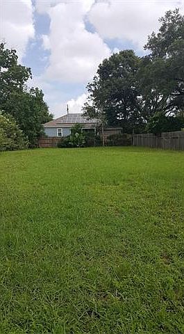 2nd image of 1333 Mirabeau Ave