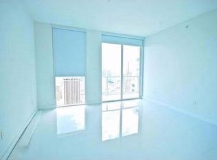 24 Biscayne Blvd, Miami, FL 33132