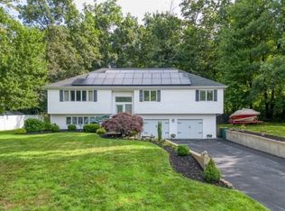 144 Leonard Farm Rd, Abington, MA 02351