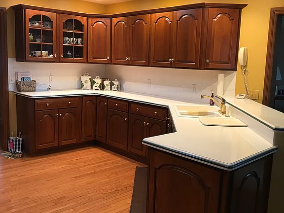 5th image of 4189 Foxwood Ln