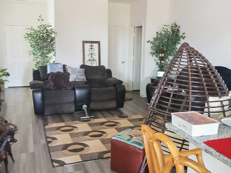 111 Connecticut Ct — Photo 17