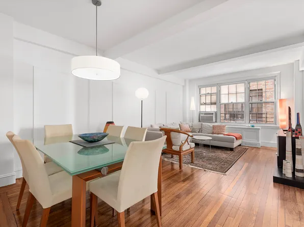 16 Park Avenue image 1 of 8