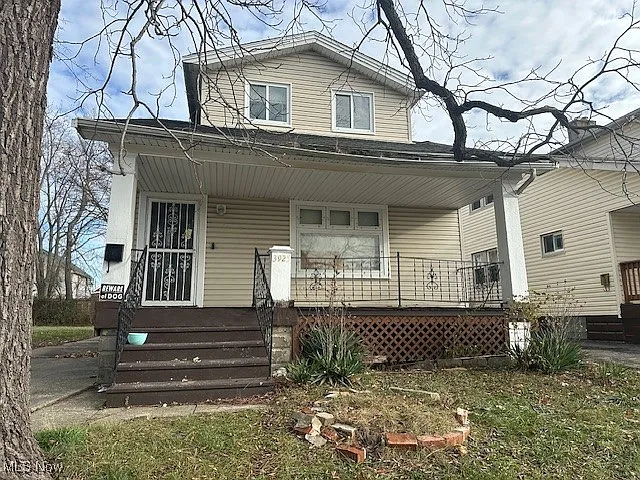 3925 E 120th St photo 1
