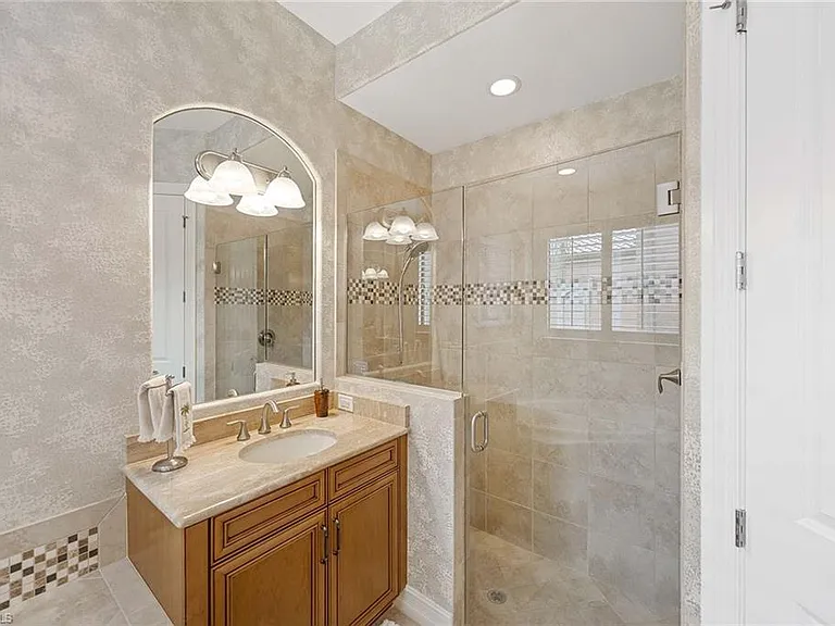 6255 Brunello Ln — Photo 17