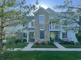 2427 Silverstone Dr, Carpentersville, IL 60110