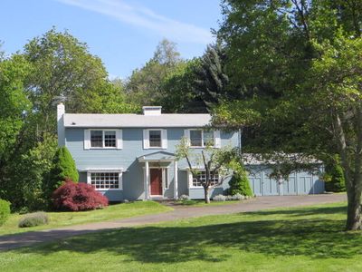 399 Mowetza Dr, Ashland, OR, 97520