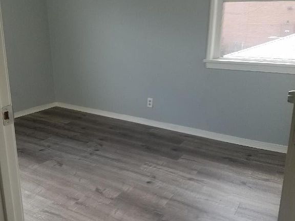 5th image of 4321 Elm Ave APT 4