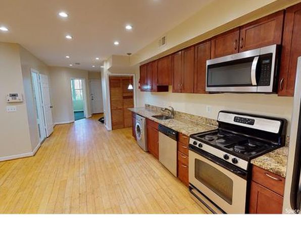 250 35th St NE APT 102
