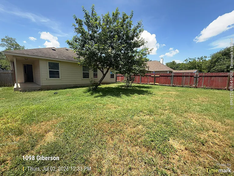 1098 Giberson Way — Photo 16