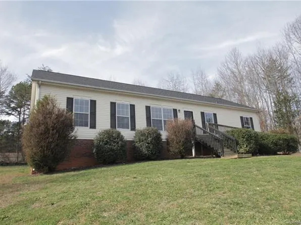 2895 Sweeping Pine Dr, Denver, NC 28037