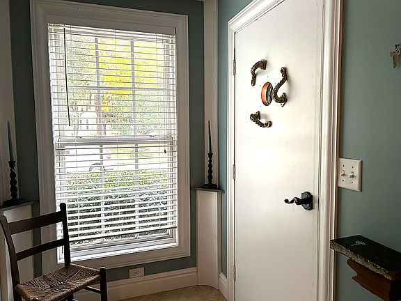 Inside front door/foyer