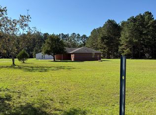 26641 Parker Ln, Robertsdale, AL 36567