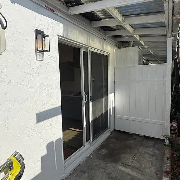 2624 Caulfield Dr — Photo 3
