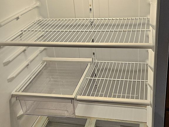 4th image of 23 Sawin St #1