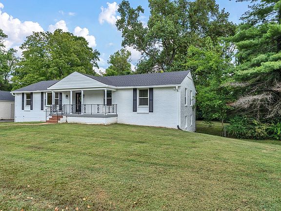 4th image of 1037 Edwin Warner Dr