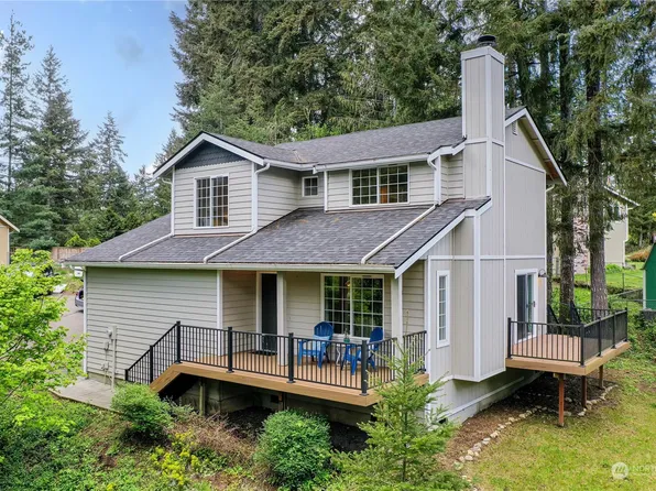 3869 Silver Lane NW, Bremerton, WA 98312