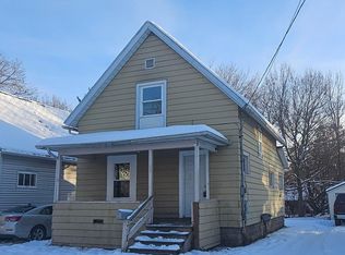 1102 Persons Ct, Lansing, MI 48906