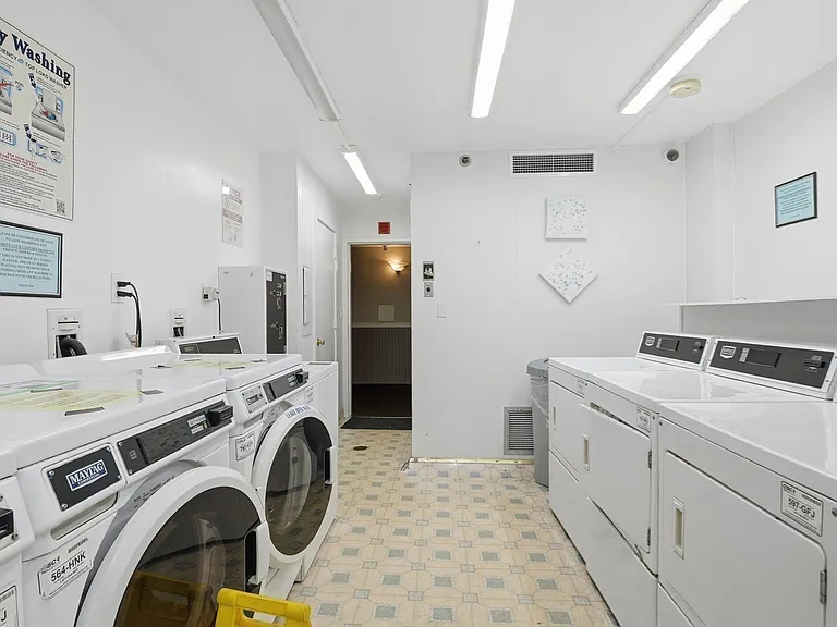 70 Southbridge St #503 — Photo 13