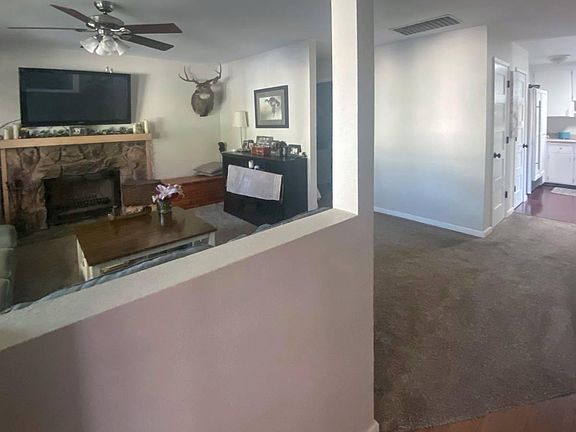 3rd image of 844 Craig Ave
